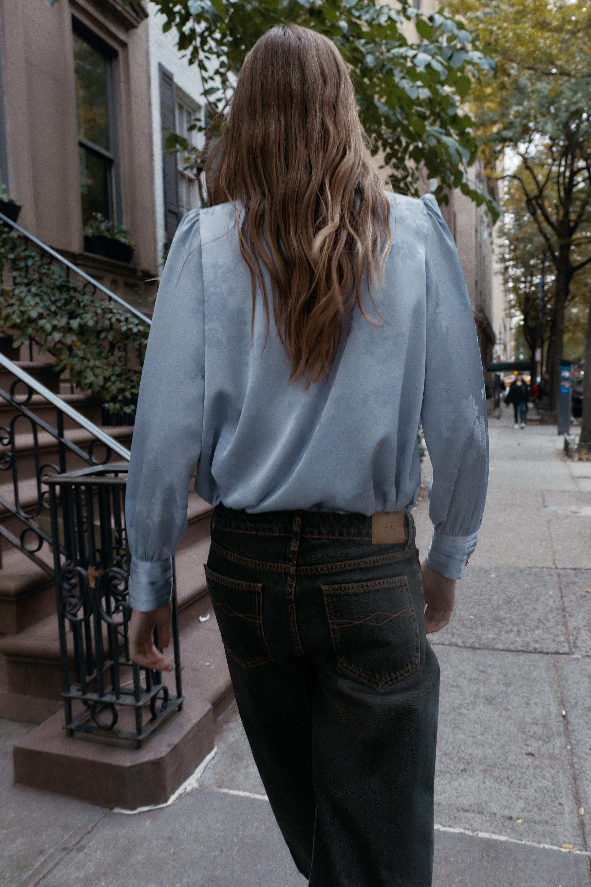 TIED JACQUARD SATIN EFFECT SHIRT